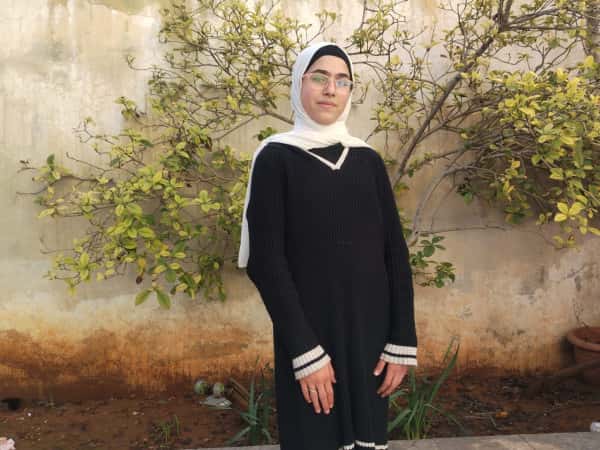 دانية يتيمة من مدينة ادلب