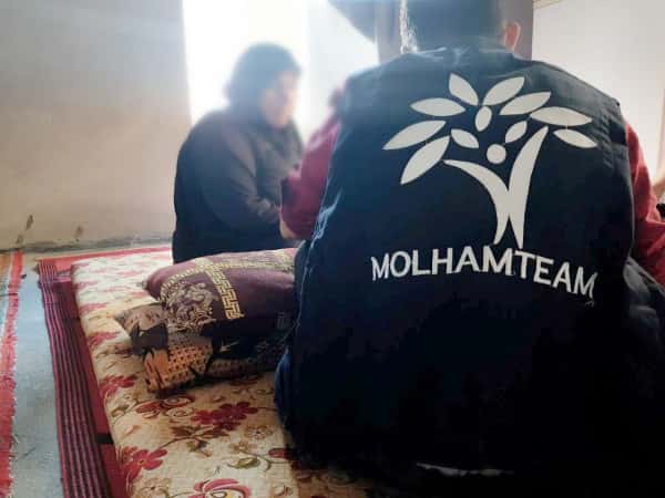 تراكمت عليها أوجاعها فخلفت آلآم في صدرها