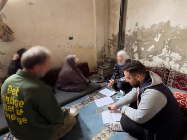 أميرة… كرسي يفتح لها باب الحياة