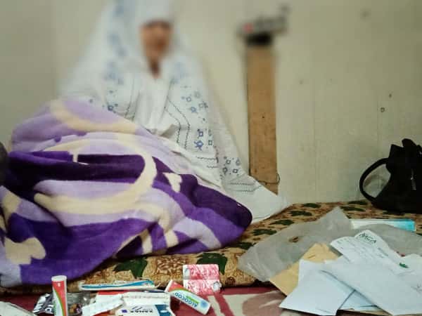 الخالة خديجة مصابة بالسرطان، وتحتاج مساعدتكم