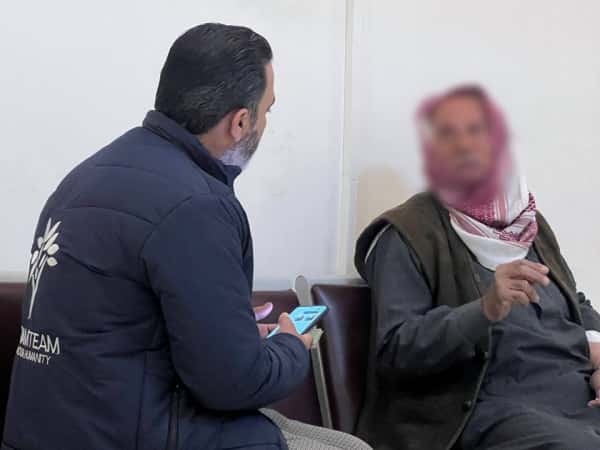 بصر العم عيسى مهدد