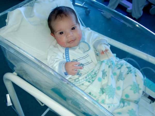 A little boy must be admitted to neonatal ICU