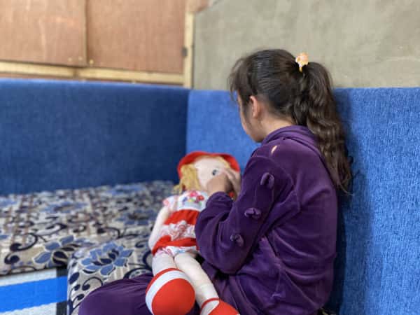 Shaimaa ist ein Halbweise Kind, das Eure Hilfe braucht