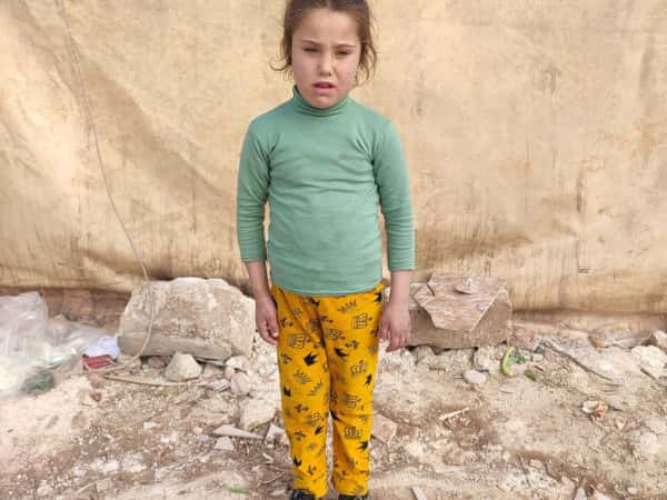 Let us help an orphan girl named Salwa.