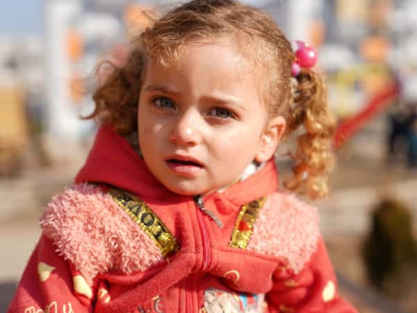 Assia from the countryside of Aleppo needs your help!
