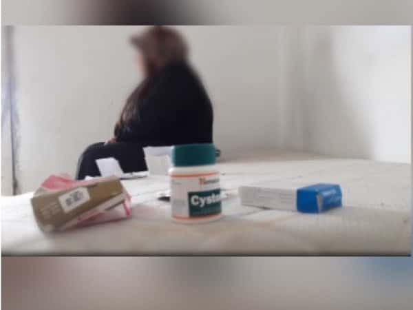 مريضة بحاجة إلى جلسات تفتيت حصى الكلى