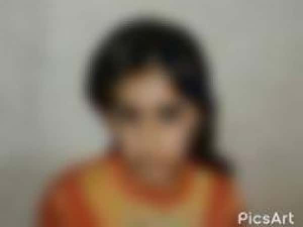 A young lady suffering from Sensorineural Hearing Loss