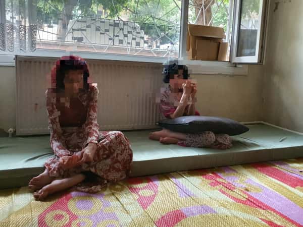 Samer is carrying a heavy burden, is there anyone who can help?