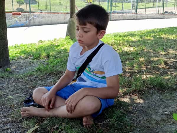 Omar is an orphan child who suffers from diabetes and needs permanent treatment, so let's help him.