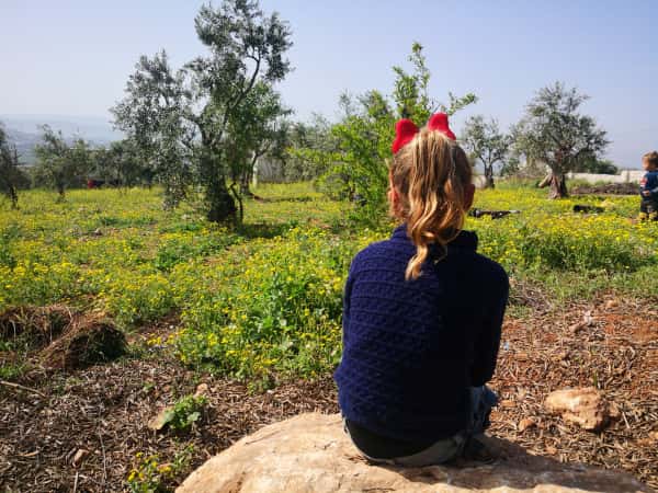 Safaa is an orphan girl from Idlib