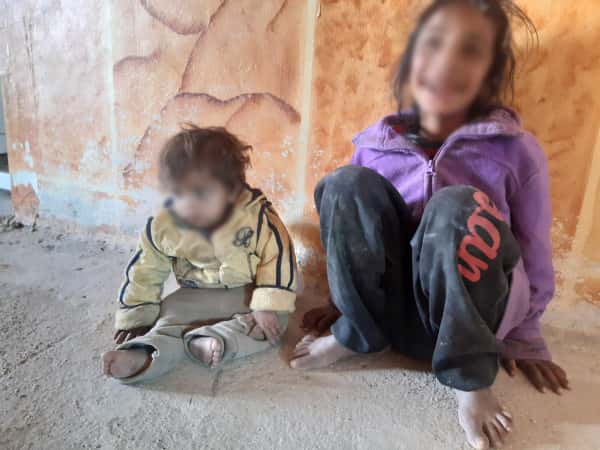 A displaced family has been overwhelmed by diseases and needs your support!