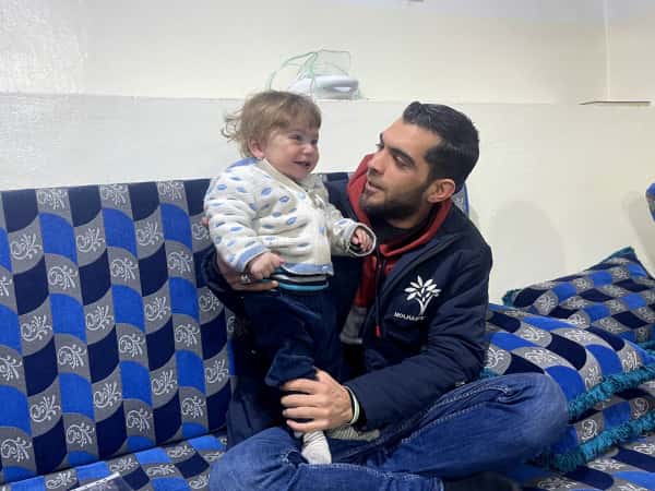 The little one, Jamal, needs your help. Is there anyone who can assist him?