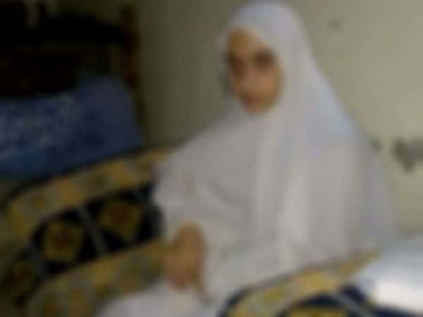 A girl in need for a leg surgery