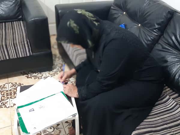 مريضة سرطان غدة درقية بحاجة لإستئصال الورم