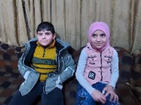 تخيل تعيش طفولتك بدون ما تسمع أصوات حواليك !