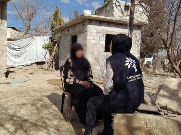 حين يضيق البيت بأهله