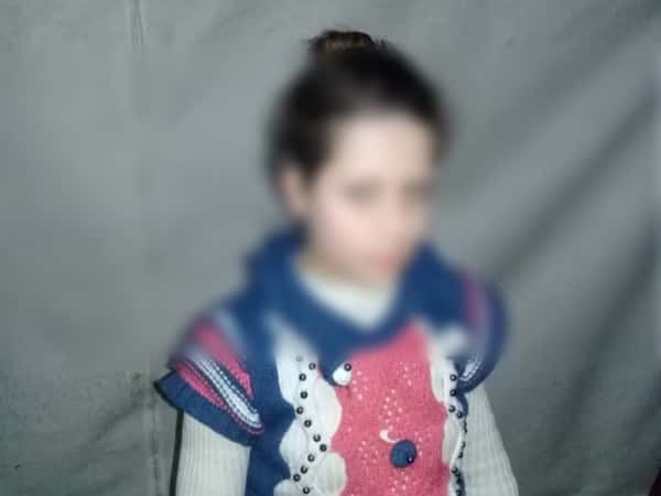 a kid needs batteries for hearing aid device