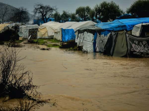 طوارئ- المخيمات المنكوبة