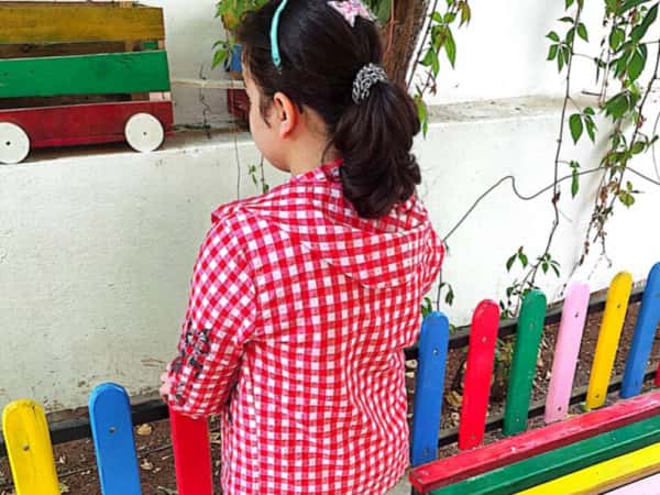 Taleen is an orphan from Idlib