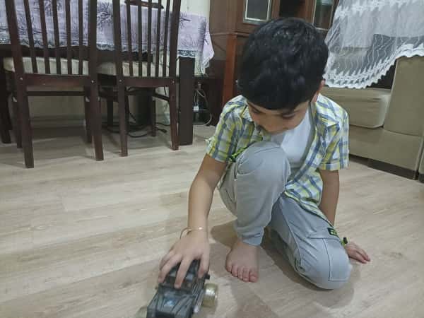 Amir is an Orphan from Aleppo