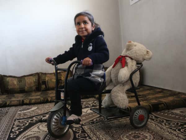 Muna, an orphan child, lost her family in the earthquake