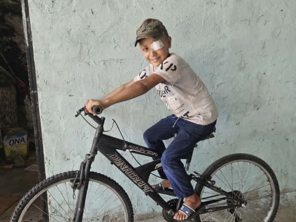 Our little Boy Askar is fighting cancer: help him continue his treatment