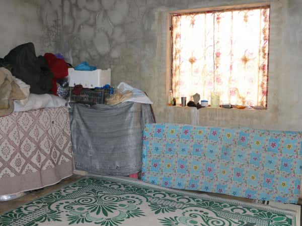 refugees who need home repair
