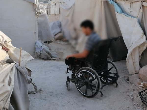 Isa is a young sick man, lives in miserable conditions