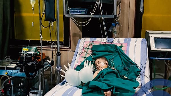 Khaleds kleines Herz hat sich erholt