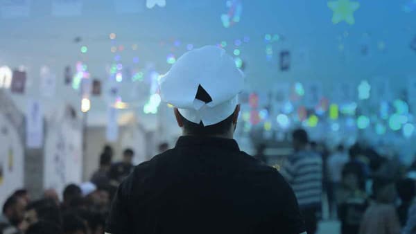 الفرق بين إخراج زكاة الفطر طعامًا ونقدًا