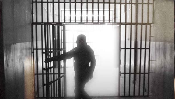 فرصة العشر من ذي الحجة - سداد الدين عن الغارمين في سوريا