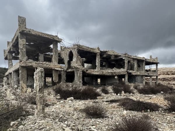 من أنقاض الدمار إلى الديار - استجابة الكبينة